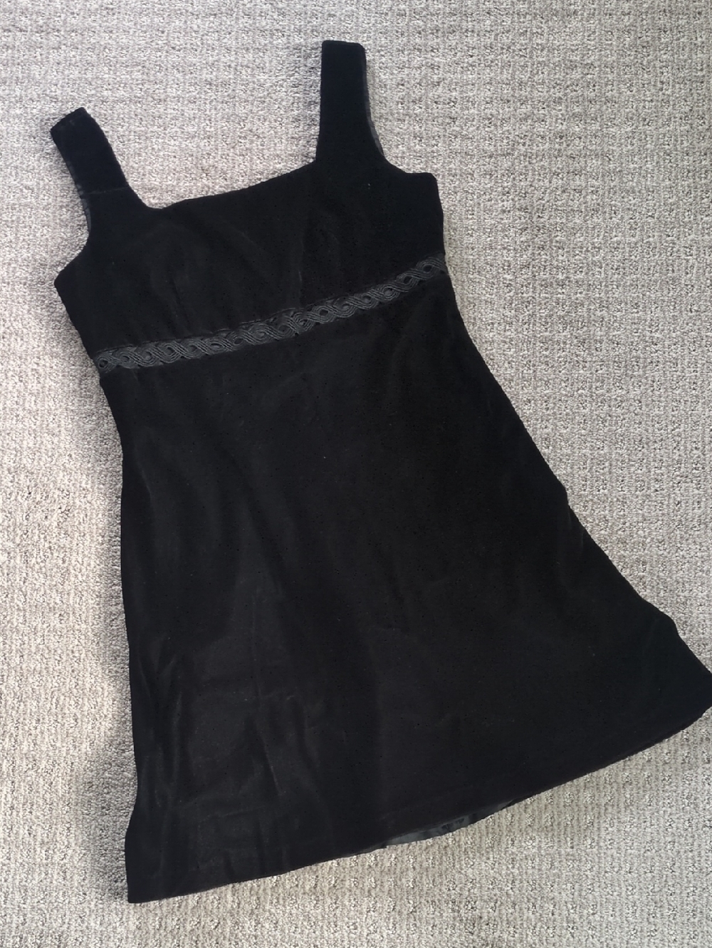 ADORABLE Vtg 90s/00s Donna Ricco Black Velvet Square Neck Mini Dress, Size 6p